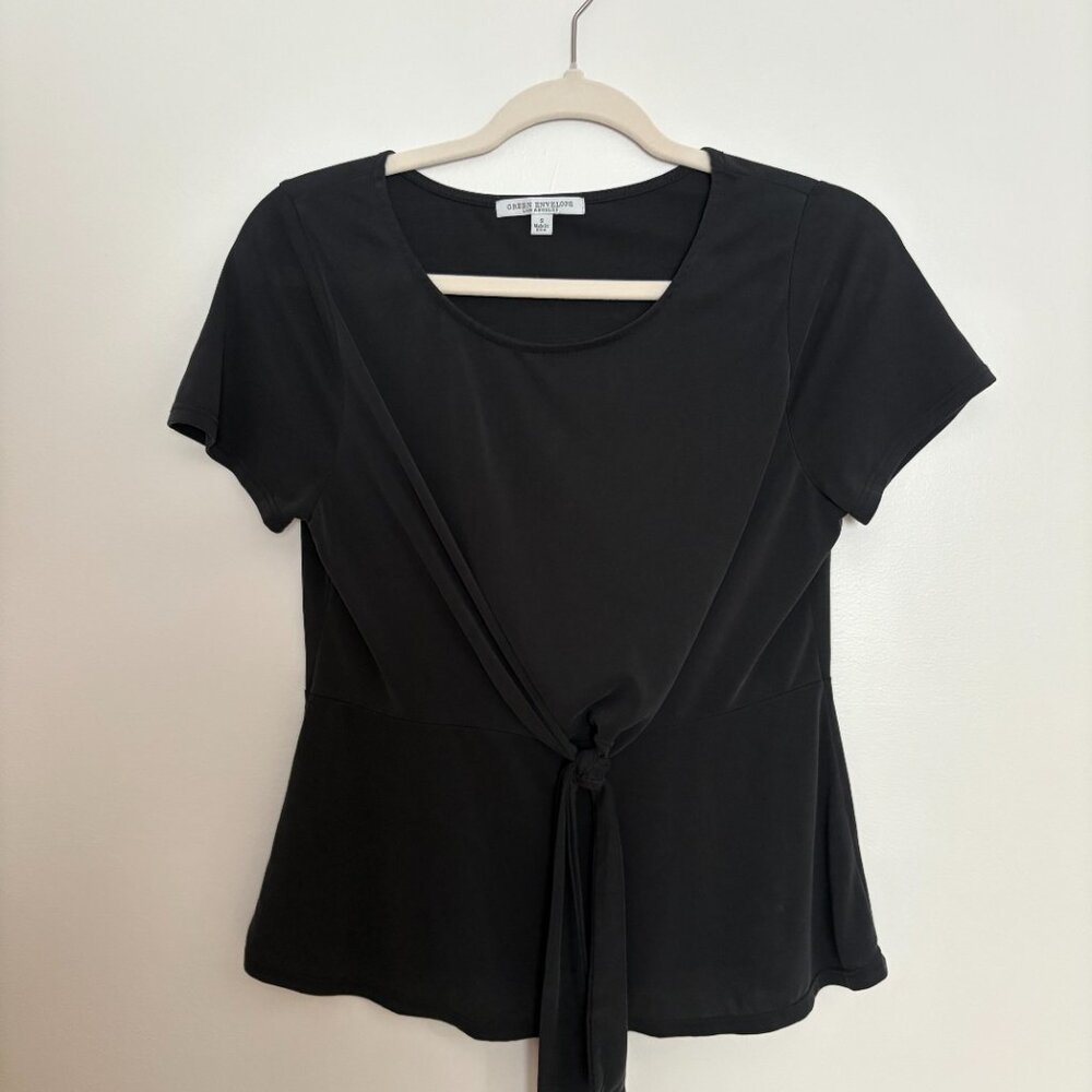 Green Envelope Black Tie-Front Short Sleeve Top | Size Small
